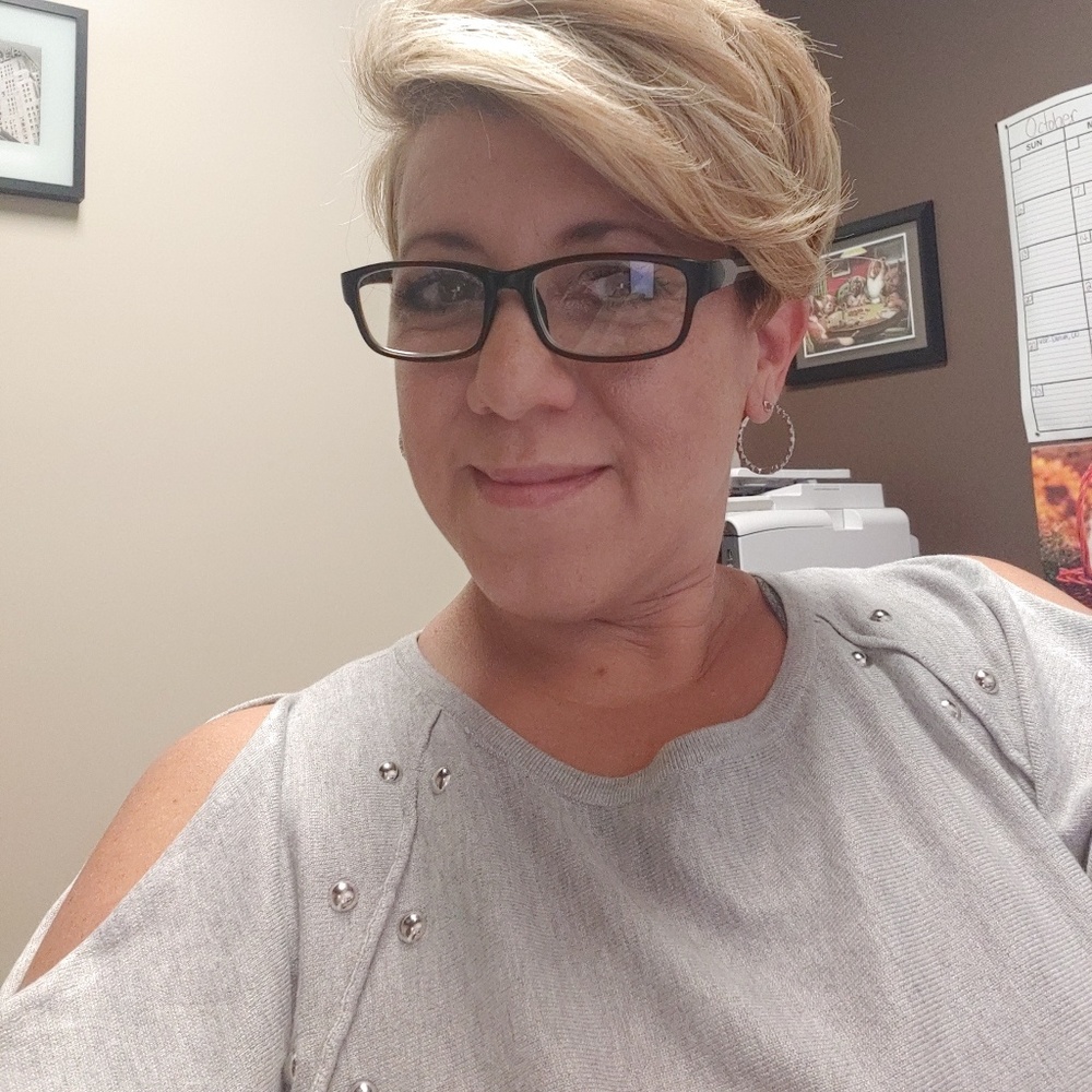 Meet your Posher, Lisa
